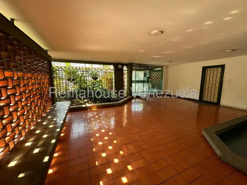 Apartamento Chuao 25-18725 R.e