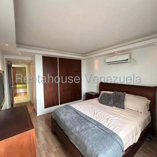 Colinas De La Tahona En Venta Apartamento Remodelado Y Domotizado.