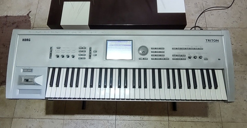 Korg Tritón Classic Con Expansión Exb Pcm 08 Concert Grand P