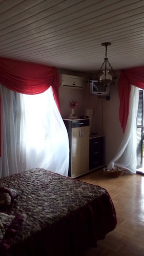 Casa Em Camaquã Com 4 Dormitórios - Lu260270