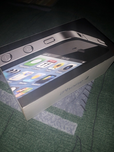 Caja De iPhone 4 Black 8gb Con Sacachip,sticker,etc