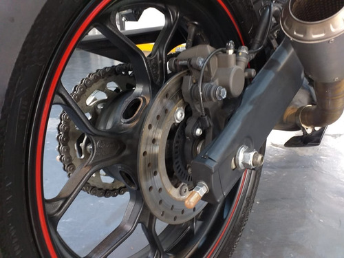 Yamaha R3