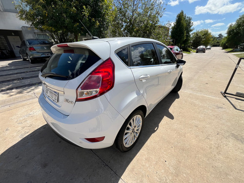 Ford Fiesta Titanium Powershift 1.6l
