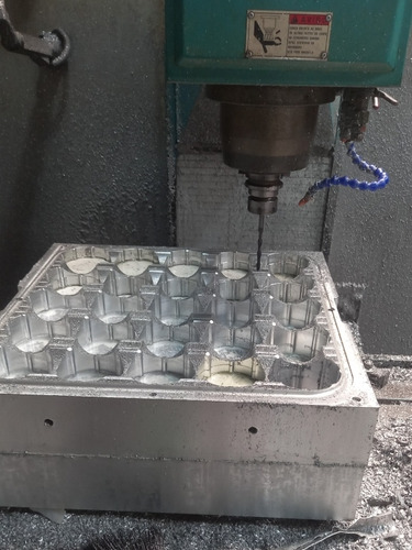 Moldes Em Alumínio Para Termoformagem Vacum Form E Sopro