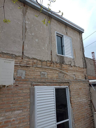 Se Vende Villa Rosas Con 2 Viviendas Rafaela