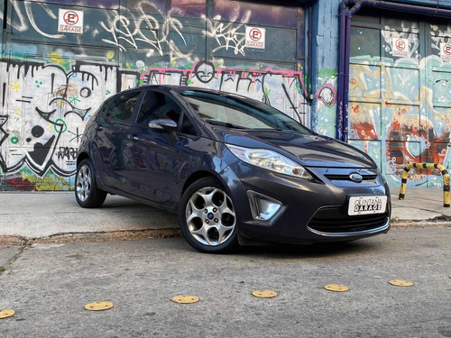 Ford Fiesta Kinetic Design 1.6 Design 120cv Titanium 2013