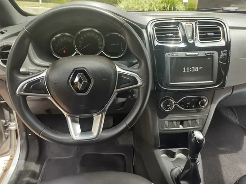 Renault Logan 1.6 Privilege / Intens