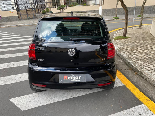 Imagem 8 de 10 de Volkswagen Fox 1.6 Mi Total Flex 8v 5p 2013 Completo