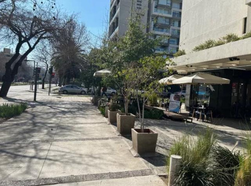 Local 36 M2 Con 22 Mt2 De Uso Y Goce De Terraza!