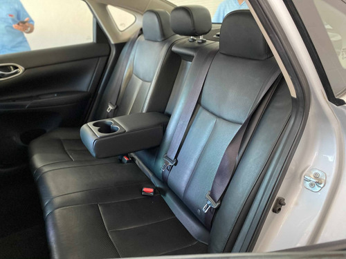 Nissan Sentra 2.0 Sv 16v Flex 4p Automático
