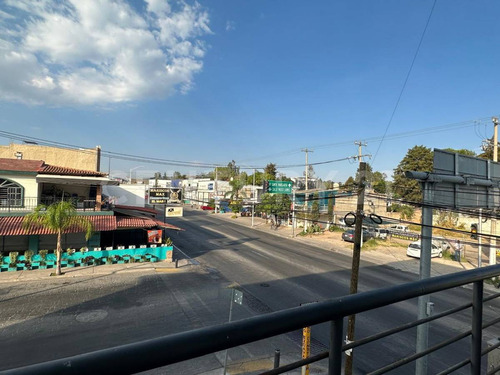 Se Vende Local Comercial Sobre Av Aviacion ! Excelente Ubicación !