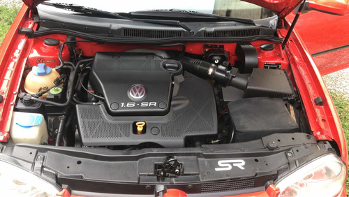 Volkswagen Golf 1.6 S.r