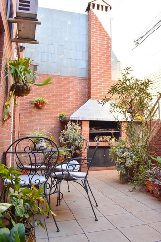 Imagen 11 de 26 de Hermosa Casa En Venta, Parque Chacabuco, Barrio Caferata 6 Ambientes