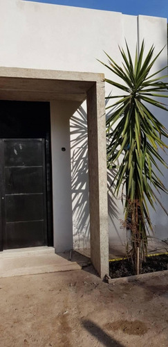Imagen 3 de 16 de Casa En Venta En Robles Del Monarca, Pilar, G.b.a. Zona Norte