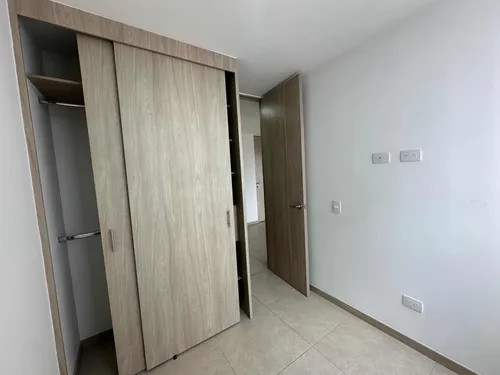 Apartamento En Arriendo En Unidad Olivar, Fontibón Rionegro