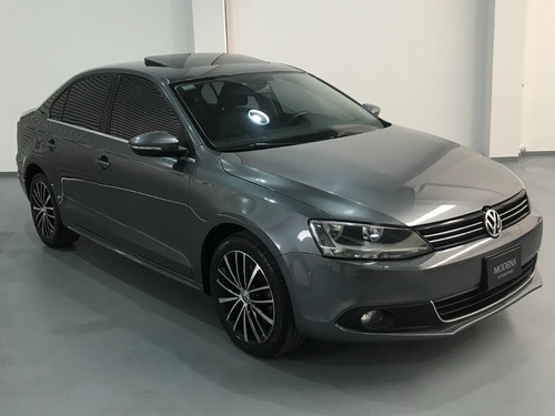 Imagen 8 de 15 de Volkswagen Vento 2.0 Sportline Tsi 2.0t Golf Gti Scirocco