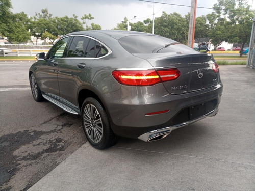 Imagen 3 de 13 de Mercedes Benz Glc 300 Coupe 2019