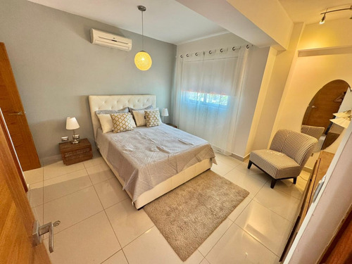 Apartamento De Alquiler Amueblado Piantini