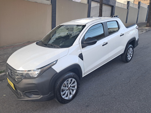 Fiat Strada 1.4 Endurance Cab. Dupla Flex 4p
