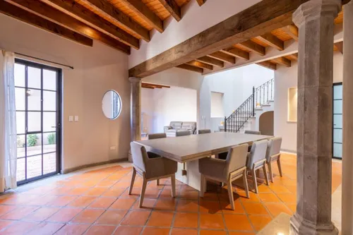 Villa Toledo