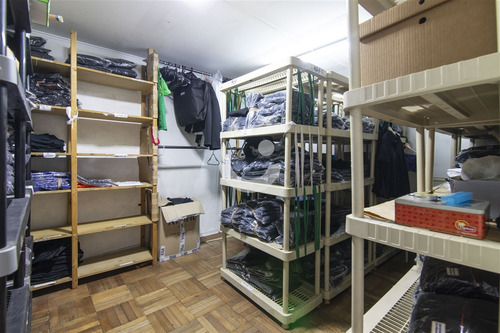 Casa En Venta De 4 Dorm. En Las Condes