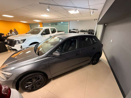 Volkswagen Polo 1.6 Msi Track