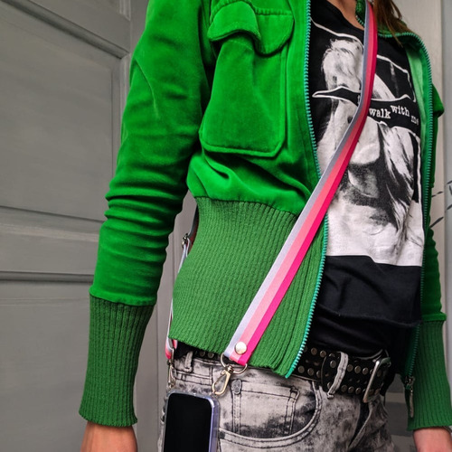 Imagen 4 de 10 de Funda Bandolera Colgante Correa Cuello Para Todos Motorola