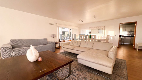 Casa El Encanto Se Arriendan 5d/5b Vista Espectacuar