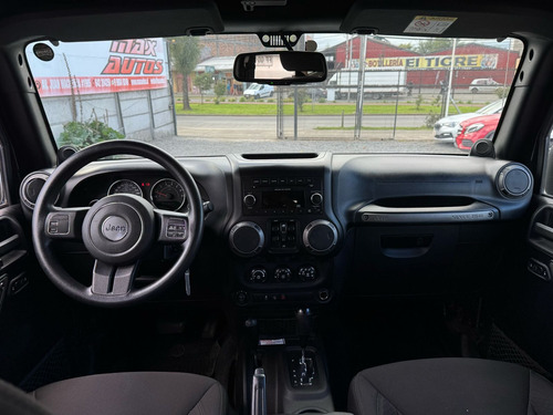 Jeep Wrangler 3.6L Sport At