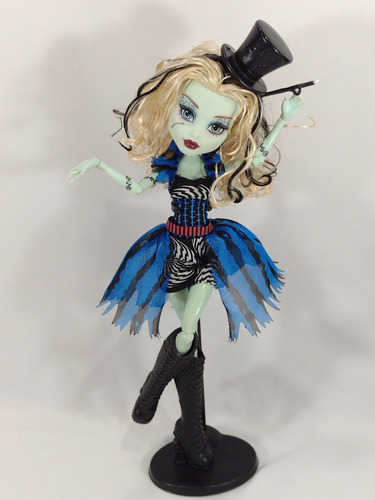 Boneca Frankie Stein Freak Du Chic Circo Mágico Monster High (Usado)