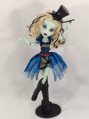 Boneca Monster High Boneca Freak Du Chic Frankie Stein - R$ 79,90