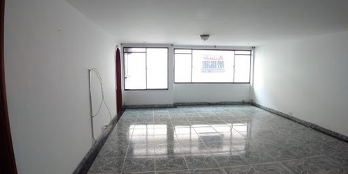 Apartamento En Venta En Avenida Santander- Manizales (279023736).