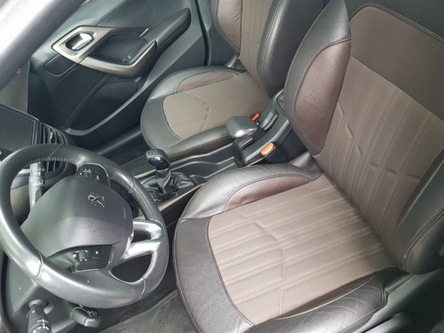 Imagen 11 de 16 de Peugeot 2008 Feline 2017 Permuto Financio
