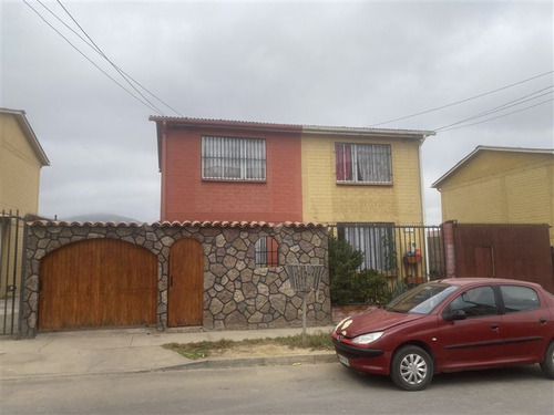 Casa Venta/ 3 Dormitorios/ Coquimbo