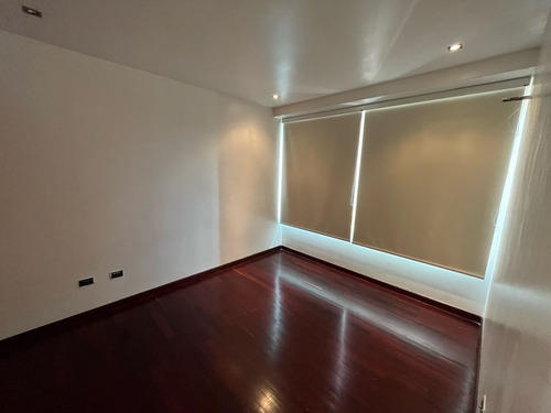 Vendo Apartamento 210 M2 4h/4b/3p Lomas Del Sol