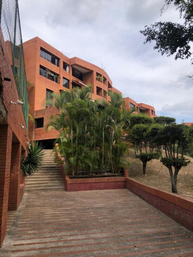 Se Vende /alquila Apto 135m²-3h+3b+2p+c Cerrada-los Samanes 