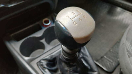 Imagem 14 de 15 de Fiat Siena El 1.4 Flex 2014