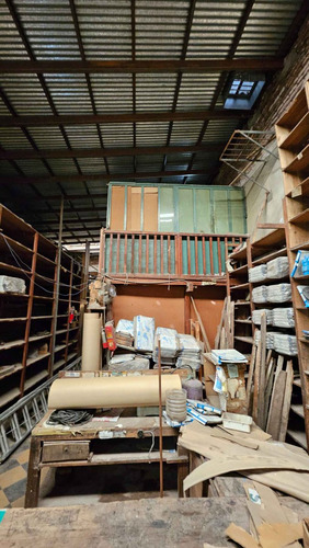 Venta De Local Comercial En Flores