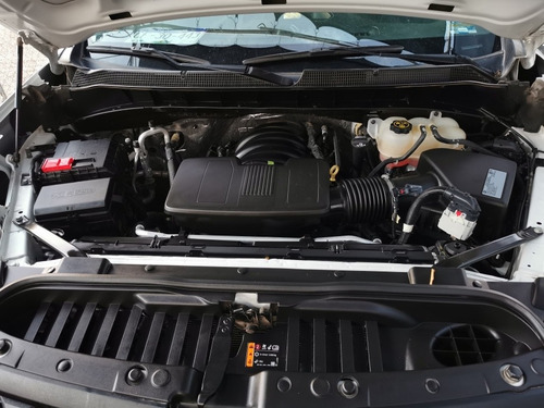 Imagen 11 de 11 de Chevrolet Silverado 2020 5.4 2500 Doble Cabina Ls 4x4 At