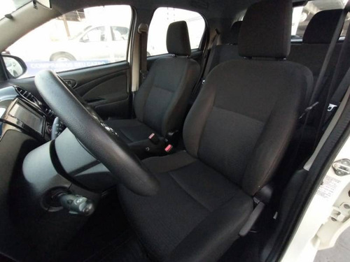 Imagem 12 de 13 de Toyota Etios X 1.3 16v
