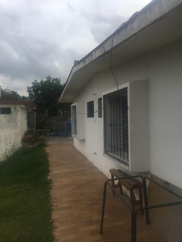 Imagen 3 de 8 de Casa Urb. Altos De Corralito