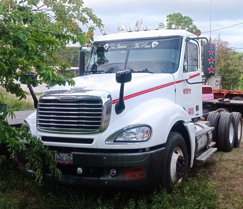 Fletes Gandola - Freightliner Cl-120 - Batea 2 Ejes 32ton