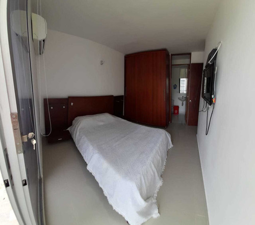 Imagen 6 de 10 de Apartamento Amoblado Girardot Con Parqueadero Cubierto