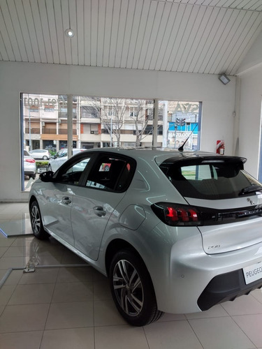 Imagen 18 de 24 de Peugeot 208 1.6l Feline Tiptronic