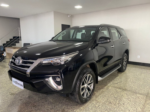 Toyota Hilux 2.8 Srx Diesel 7 Lugares 2020/2020