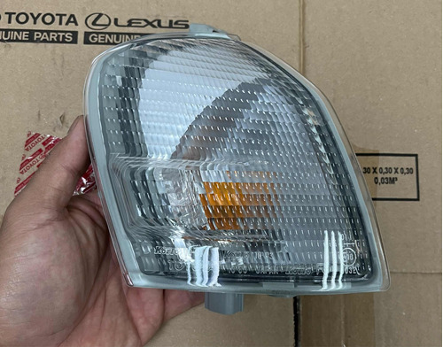 Cocuyo Derecho Transparente Toyota Starlet 1997-1999 Origin