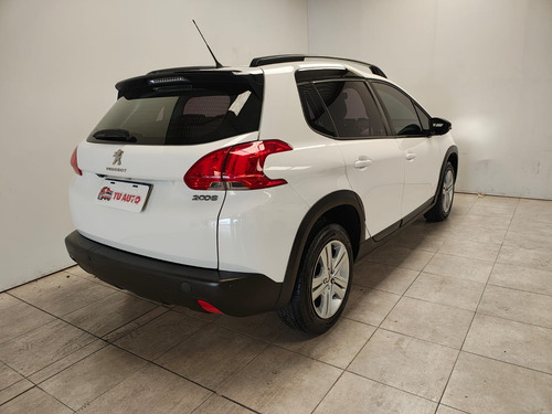Peugeot 2008 1.6 Allure