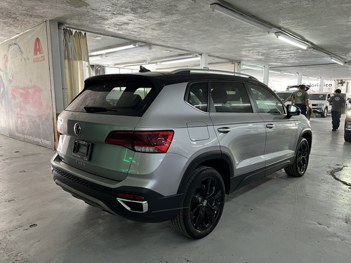 Volkswagen Taos 1.4 Tsi Highline At