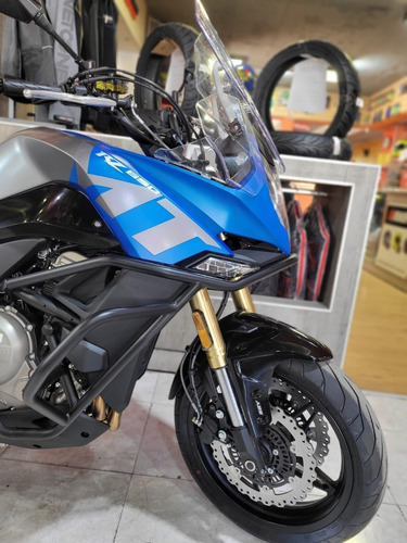 Imagen 3 de 10 de Cf Rz 650 Mt Okm Tamburrino Motos