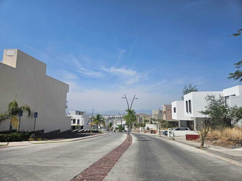 Casa En Renta Valle Tinto Cerca De Vista Real Corregidora Queretaro